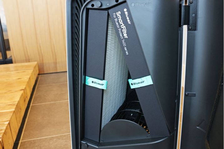 ̃CAEgɍ킹AtB^[΂߂ɔzu݌vƂł