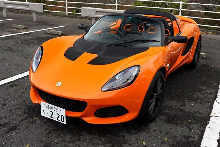 �S����3800mm�A�S����1720mm�ƃR���p�N�g�ȃT�C�Y�Ȃ���A�����ڂ͂Ȃ��Ȃ��̔���