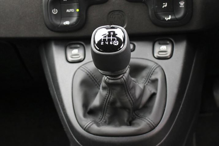 tBAbgup_NX 4×4vɓڂĂ6}jAgX~bV