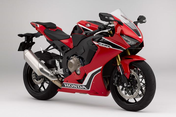 2017NuCBR1000RR SPvBfUC͑SʍVAdqڂꂽ̂́AGW̊{݌v2008Nf傫ύXȂ