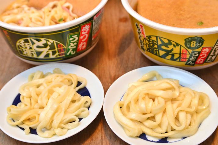 Ԃ_͓lBAɏƂ̃^b`A񂾂Ƃ̃eNX`[AɍL鐅ʂ͈Ⴂ܂