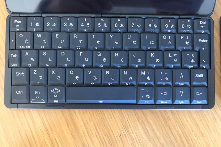 ́AyRyRȃL[{[hȂ̂łACosmo Communicator with HDMI͓Kxɉ܂BmȑŌCɓ܂