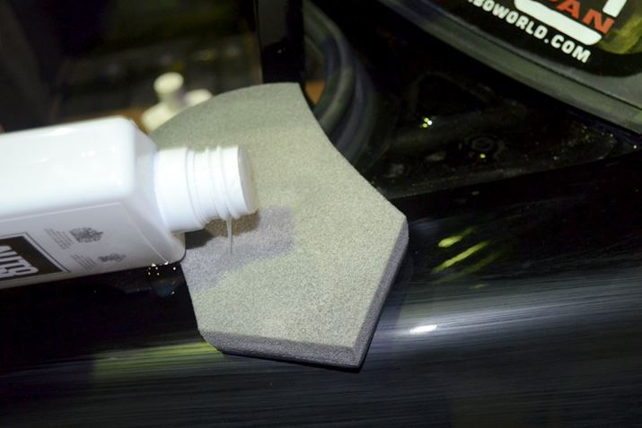 SxuEgEfB[vEVCvƂ͑ΏƓIɔSxႭÂ悤ɃVoVoȂ̂ŁAڂăXȂ悤ӂ