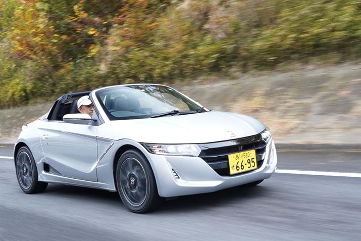 �������q���̒��i���͍����A���s���\�ʂ�MR���C�A�E�g�̃l�K�������邱�Ƃ͊F���ɋ߂��ƌ����܂�