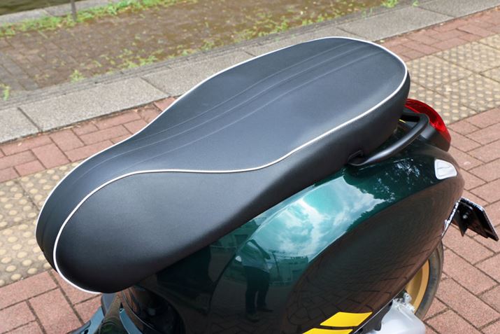 ōSn̂悳ȃ_uV[gBɎ{ꂽzCg̃pCsONVJȕ͋C߂