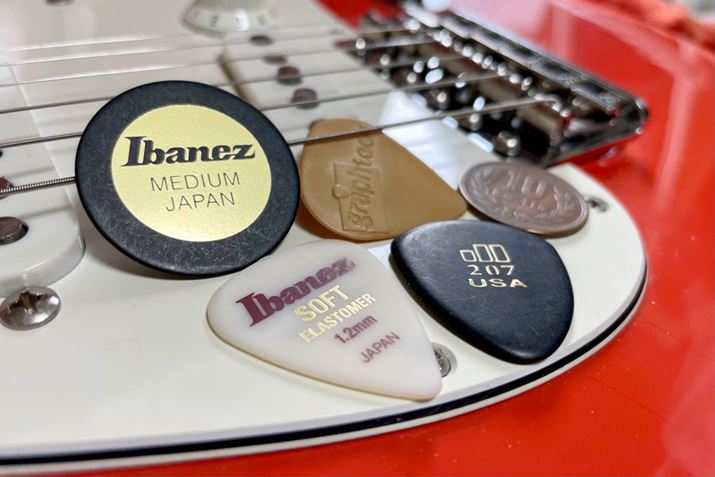 ɕׂĂ݂͓̂prȂ̂łAʂ̑fނVFCvŌ̃oG[V𑵂ĂłEL܂I