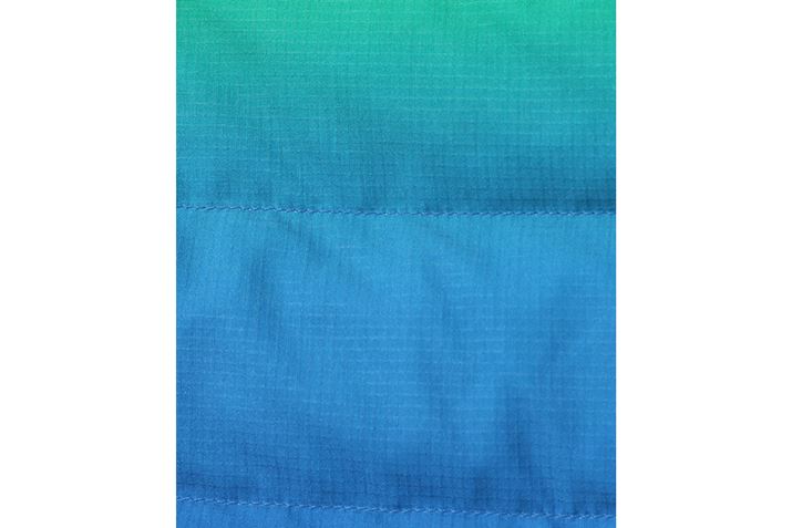 \nɂ́A4փXgb`̂ϋv̍iCbvXgbvgp