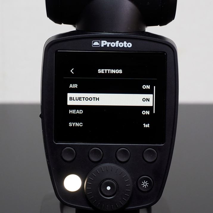 X}zƃyAO邽߂ɂ͖{̂̃j[BluetoothONɂ