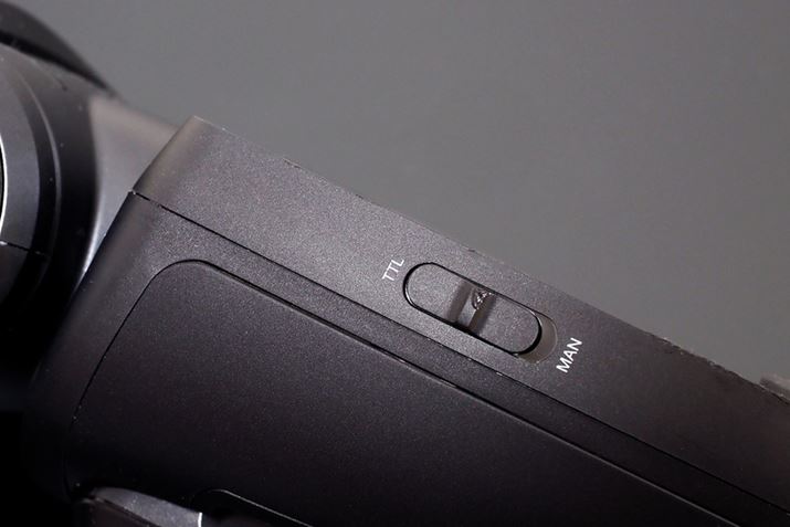 {̑TTLɂ邩}jAɂ邩Ił