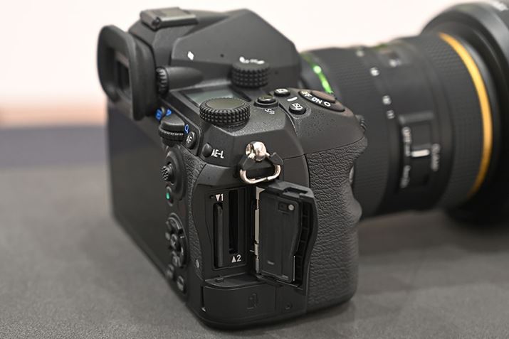 SD[J[h̃fAXbg̗pBXbg1̂UHS-IIΉɂȂĂ܂