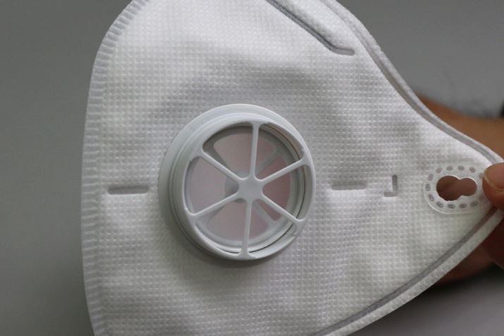 }XNtB^[̃t@Ɛڂ镔ɂ͒ʋCقzuBċCroɂ̂݊JقƂȂĂAOC͓̉ɂdg݂ƂȂĂ