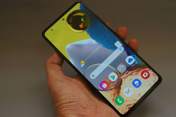 ��6.5�C���`�̗L�@EL�f�B�X�v���C��������{�f�B�͂��傫�߂�