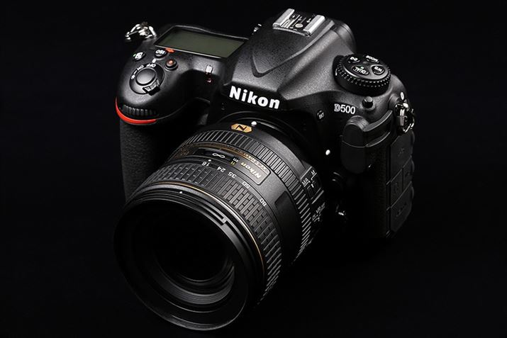 APS-C჌t̍ŏʃfD500B{iIȓ̎BeɑΉłAFƍAʂĂ܂