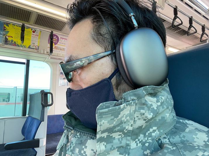 AirPods Max݂͋Ƃ̐ڐGłmCLʂω