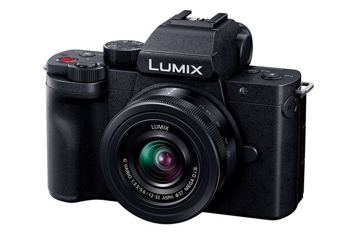 LUMIX G100͏^Eyʂȃ}CNtH[T[Y@ŁAVlogȂǂ̓悪Be₷@\df