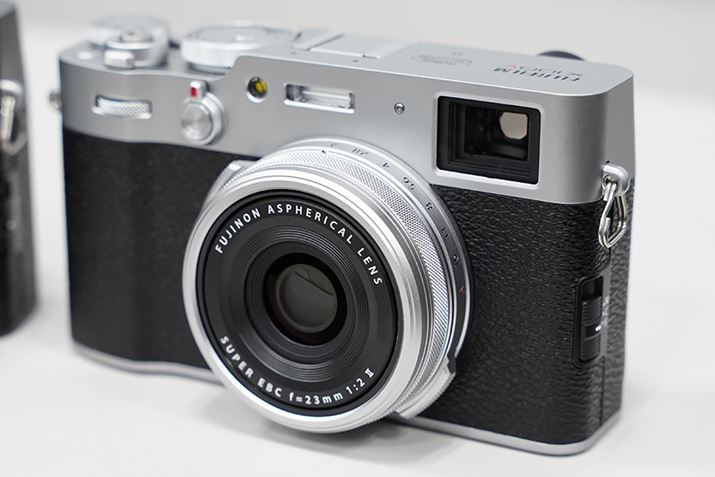 VJY`gtj^[𓋍ڂȂǁAL_Ői𐋂X100V