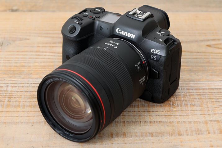 L4500f̏ʃfEOS R5BfȂō20R}/b̍AʂقA8K/30pBeɂΉ\f