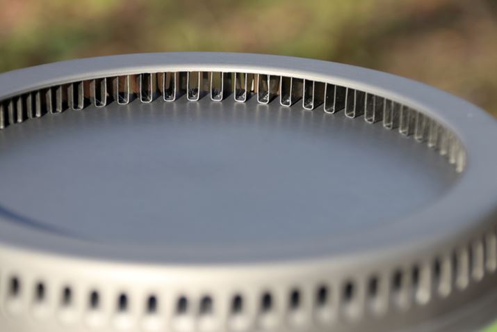 ͂ނ悤ɑĂ̂Aq[gWG[^[B΂\ʐςLȂA悭M邱Ƃł@\ł