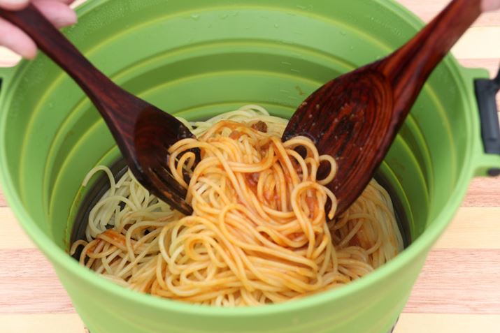 ؂肵pX^́Â܂܃GXP[vHS|bgŃpX^\[XƂ߂܂B̃tbfHɏtȂ悤ɁAؐ̃T[rOXv[ƃtH[Nō܂