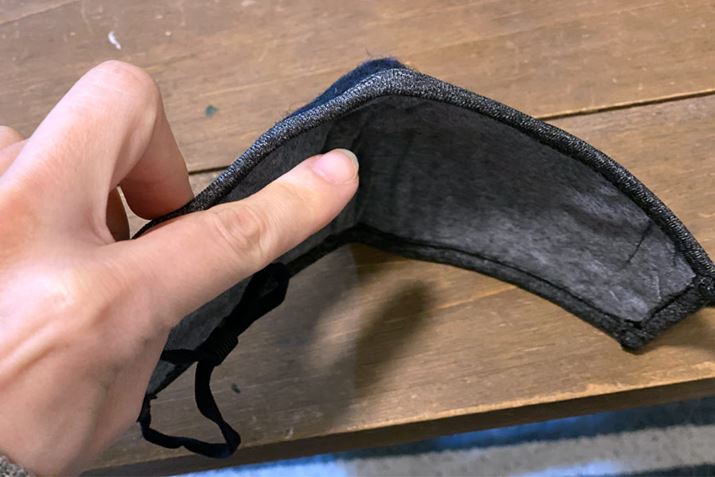 @镔ɐjĂāAtBbg߂܂BS̒߉\