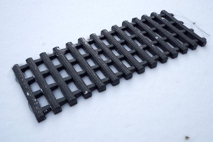 ʓIȏpԂł͖肠܂񂪁Aԏd2g𒴂^SUVgbNȂǂł͑ϋvɕs܂̂ŁAdʋf̐iIт܂傤