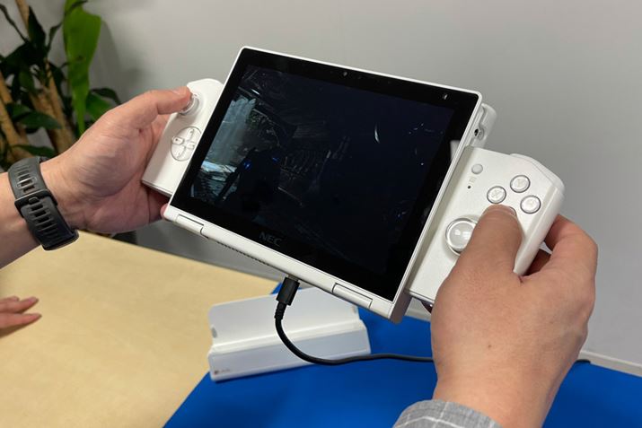 ERg[[𑕒lqBgїpQ[@̂悤ȃX^CŁAQ[y߂