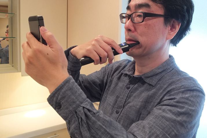 ЎɃX}zAЎɃhcŎX^C͉KBX}zɋ߂ÂƖĂlq肭킵mFł܂