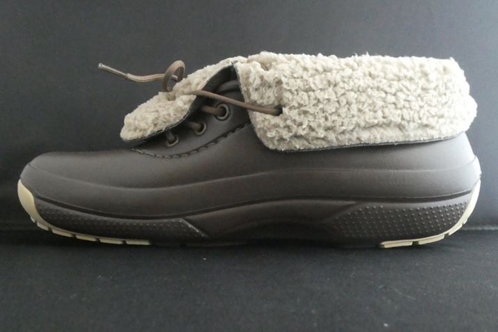 J[́AuBlack/BlackvAuEspresso / ClayvAuNavy/Smokev3ށBM҂Ă̂́uEspresso / Clayvł