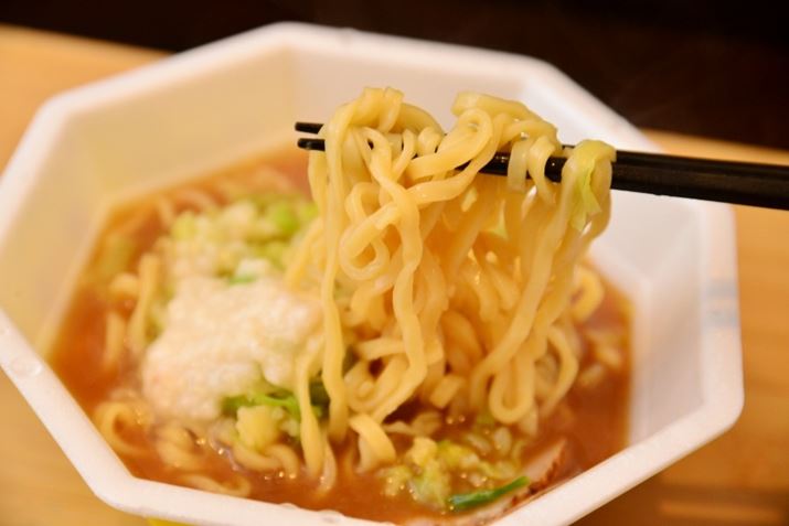 uxv͕słAJbv˂ƂĂ͂Ȃ苭xȎBɋƊEւ̃`W_ƁAu[Yvւ̈閡킢ł