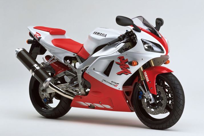 1998Nɔꂽ^uYZF-R1vBGbW̌X^CƃRpNgȎԑ͍̂Ȃp鑶݂