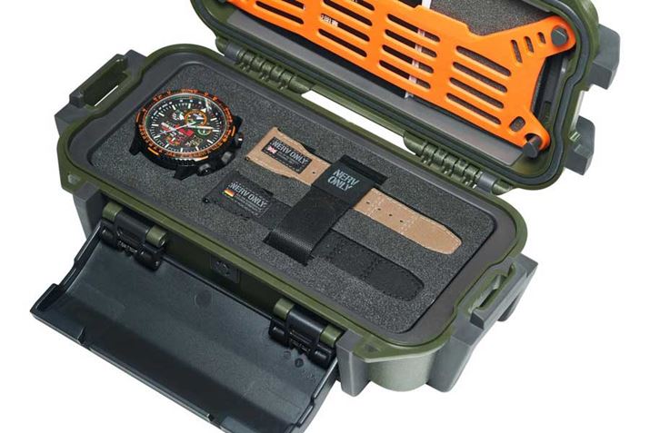 NERV{pCbgpRv[gZbǵAIWifUC̃yJP[XɊi[ԂŃpbP[W邻ł