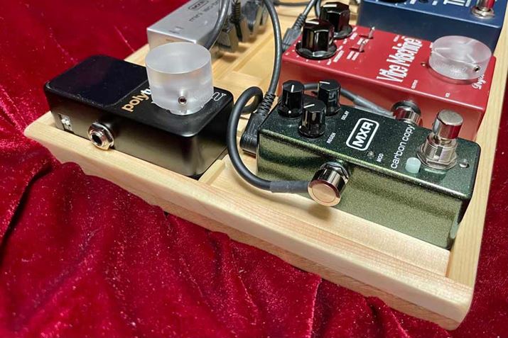 POLYTUNE 3 NoirCarbon Copy Minĩ~jy_2cɕׂĔzuB̃{[hł͎኱炵ĔzuĂ܂A炳ȂĂׂ܂