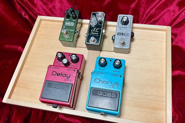 BOSSR2{̃Xy[XɃ~jy_Ȃ3I y_Ԃ3cmŕׂĂ܂