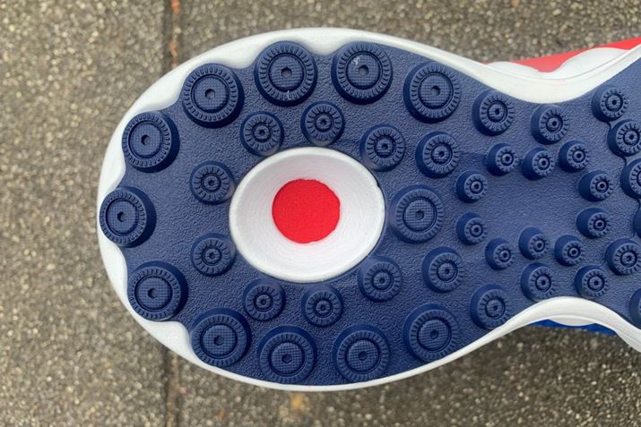 \[̉~`̑猩Ԃp[cuMIZUNO ENERZY COREvB]̃~bh\[fނƔrāA56%A_293%サĂ