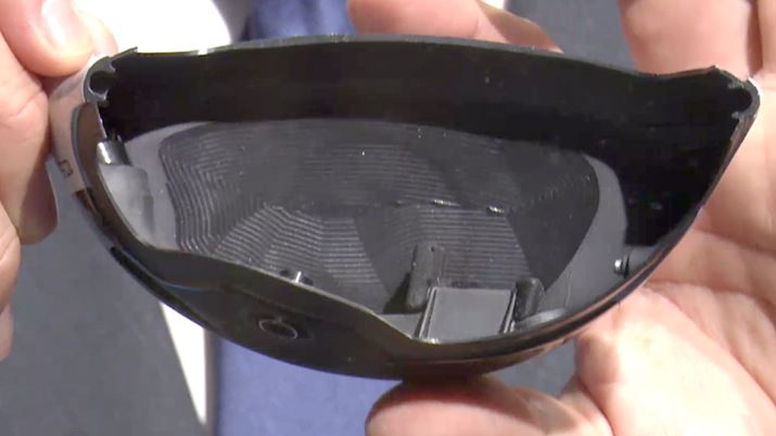 tF[X̗~[O邱ƂŃtF[X̔͂𒲐Ă܂B]̃f́AtF[XŜɂAuXs[hCWFNVvƌĂ΂[U܂gătF[X̔[Ɏ߂Ă܂B͗nڂrA~hHɂtF[X̌^̃{fBJBɂAgD݂̂ɏ[U܂zu邱ƂŃ[K̃tF[XɎdグ邱Ƃł悤ɂȂ̂