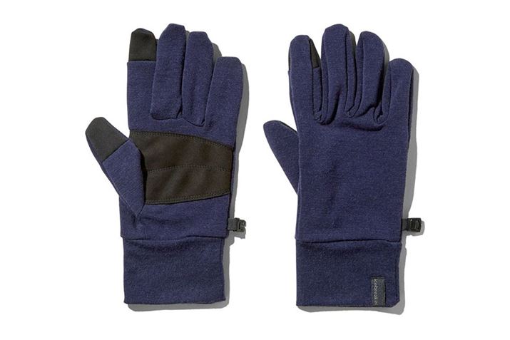 t[X̂悤ȌڂłAVRmE[̍@\𐶂ACe