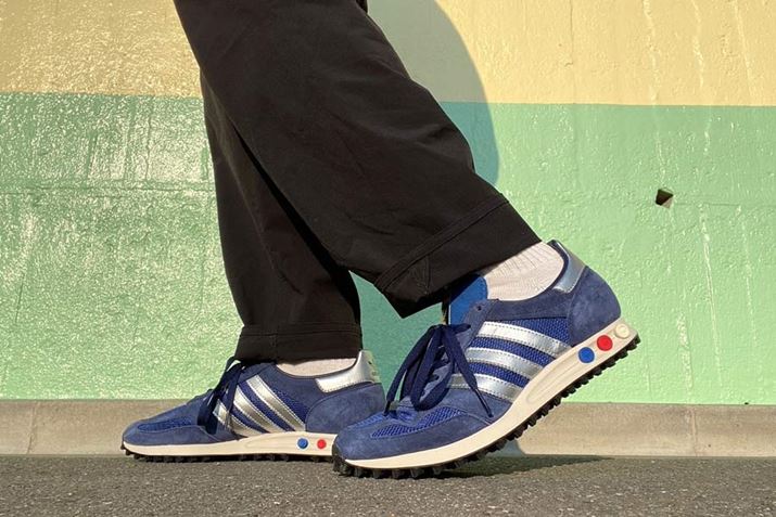 Xj[J[ƊẼghł_bhV[YƂ͐^tƂXbLtH