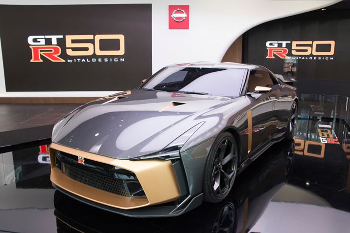 摜́A2018N10ɌJꂽuNissan GT-R50 byC^fUCṽvg^Cv