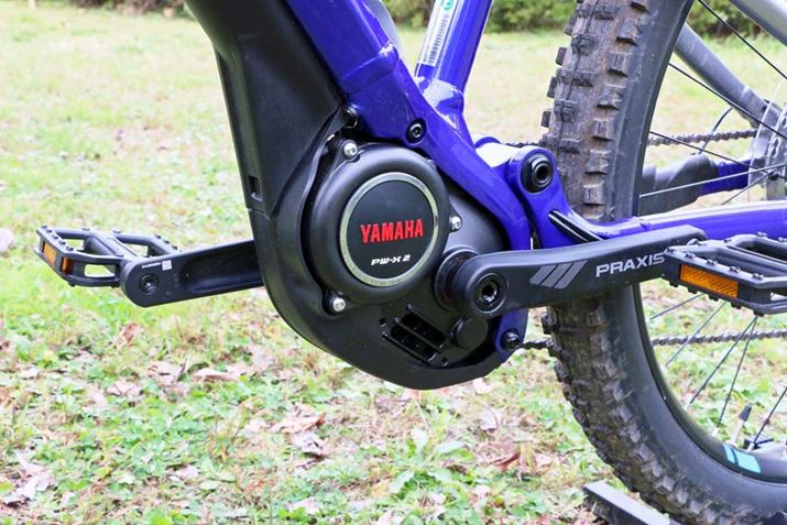 y_̈ʒuƃ[^[̈ʒuƁAhCujbgX΂ēڂĂ邱Ƃ킩