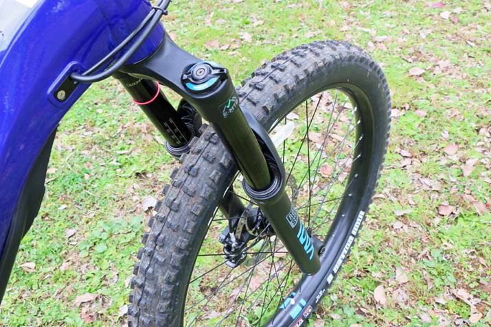 tg̃TXyVROCKSHOXŁAe-MTB́uYARI RCv𑕒Ă