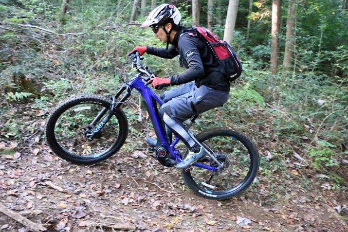 AVXgł̓^C]Ă܂悤ȏʂA^CƃObvēo邱Ƃł