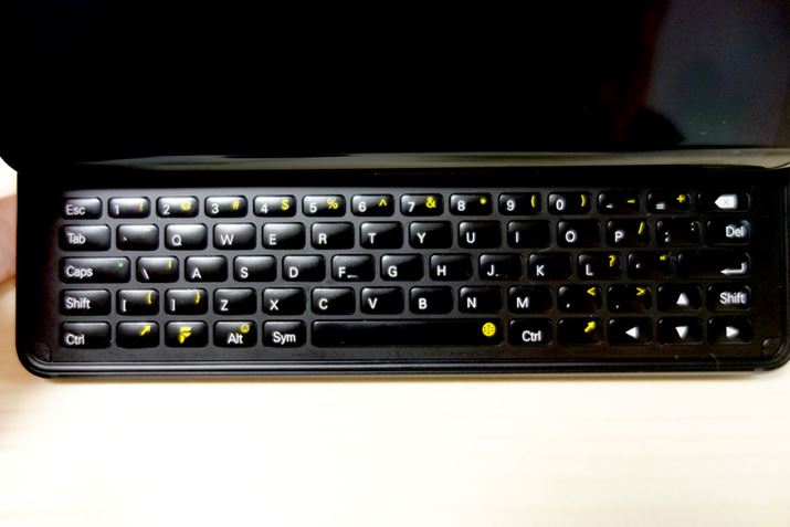 F(x)tec Pro1́AuESCvL[uTABvL[AuvL[ȂǂzuꂽtL[{[hdlBL[zu͎኱ȕ܂AƖȂ͂ł܂