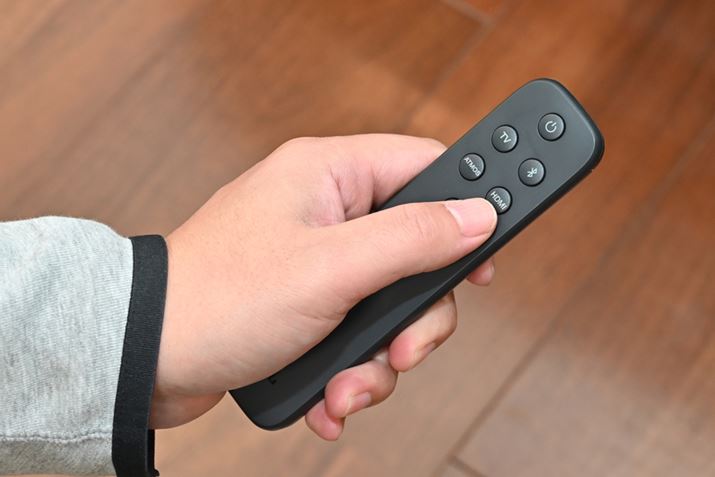 Ǝ̎[E@\uAMC(Automatic Multibeam Calibration)v́ARHDMI{^5bƃX^[gBp̃TEhxA킸\bő͊