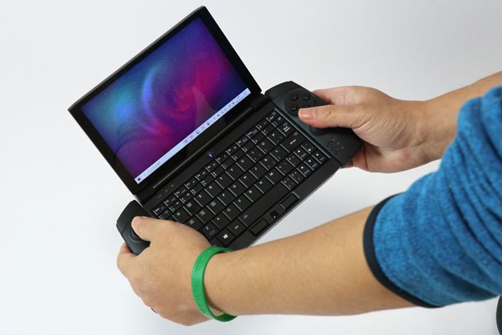 vCɔMȂĎɗ͂ƁARg[[Ɩ{̂̐ڑK^Ă܂