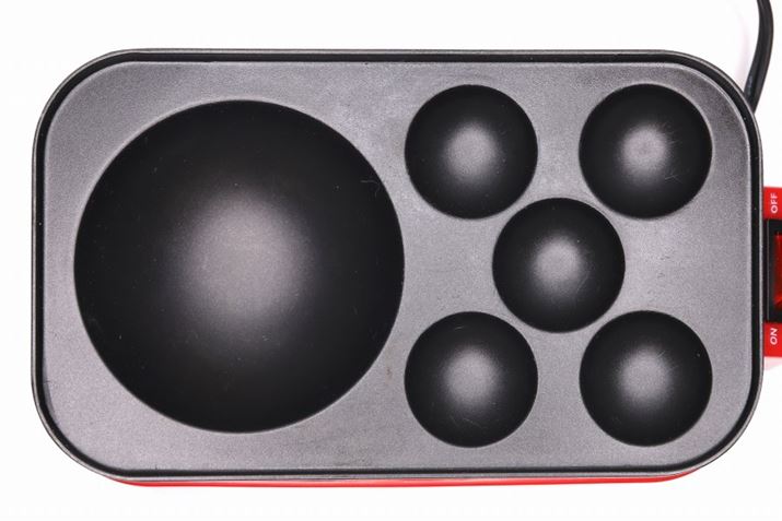 WTCYia4cmjɕłƁAMK̑傫ۗ܂Bٗl