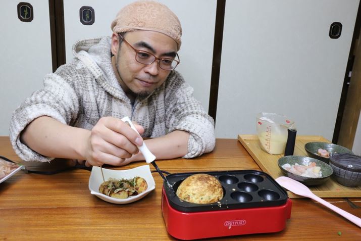 ĂĂĂȂAԂɃMK̏Ă肵āBꂪƂył