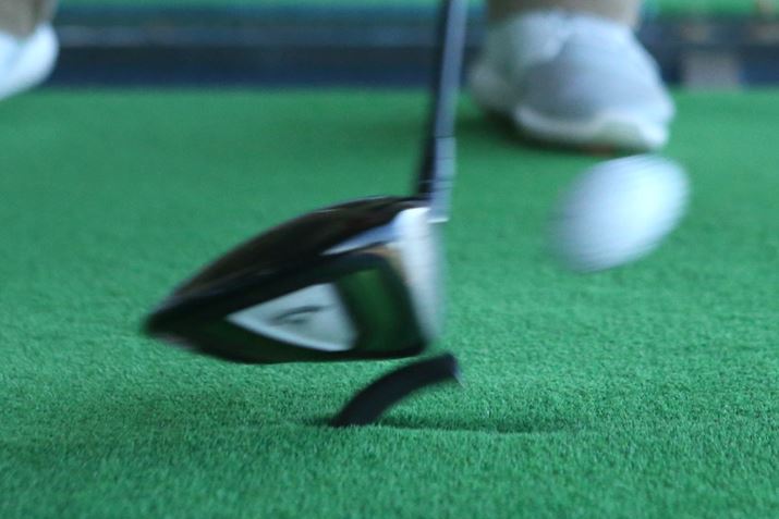 uԓIȃAWXg₷tF[XXNGAɖ߂₷I ~Xɋ̂łA{[cŃqbg₷݌vɂȂĂ܂B܂͂Ƃ܂閡tȂ̂ŁAS҂㋉҂܂ŕLSt@[g郂fł