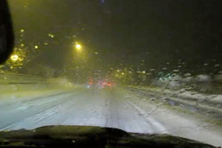 sAtgKXɕXA₩ɈSȏꏊŒԂăKXʂ̕XrĂBԂĎԓg߂΂ނ˗n܂AĂёoƂɂ܂̂ŁApCp[KvȂ̂ł