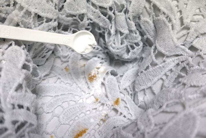 }ŁA̐܂̏ق̃Xv[i1gjU肩cc