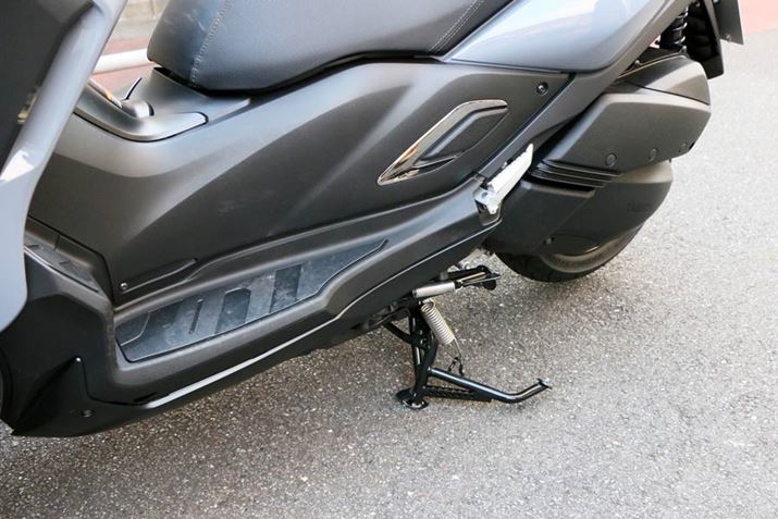 ͎̓邱Ƃ`邽߃X^hɗꂽAX^fBOAVXgIɂĂԎ͕KX^hgp